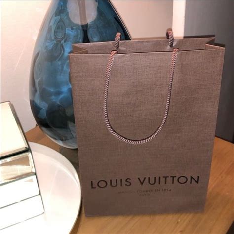 louis vuitton gift bag|Louis Vuitton gift shop.